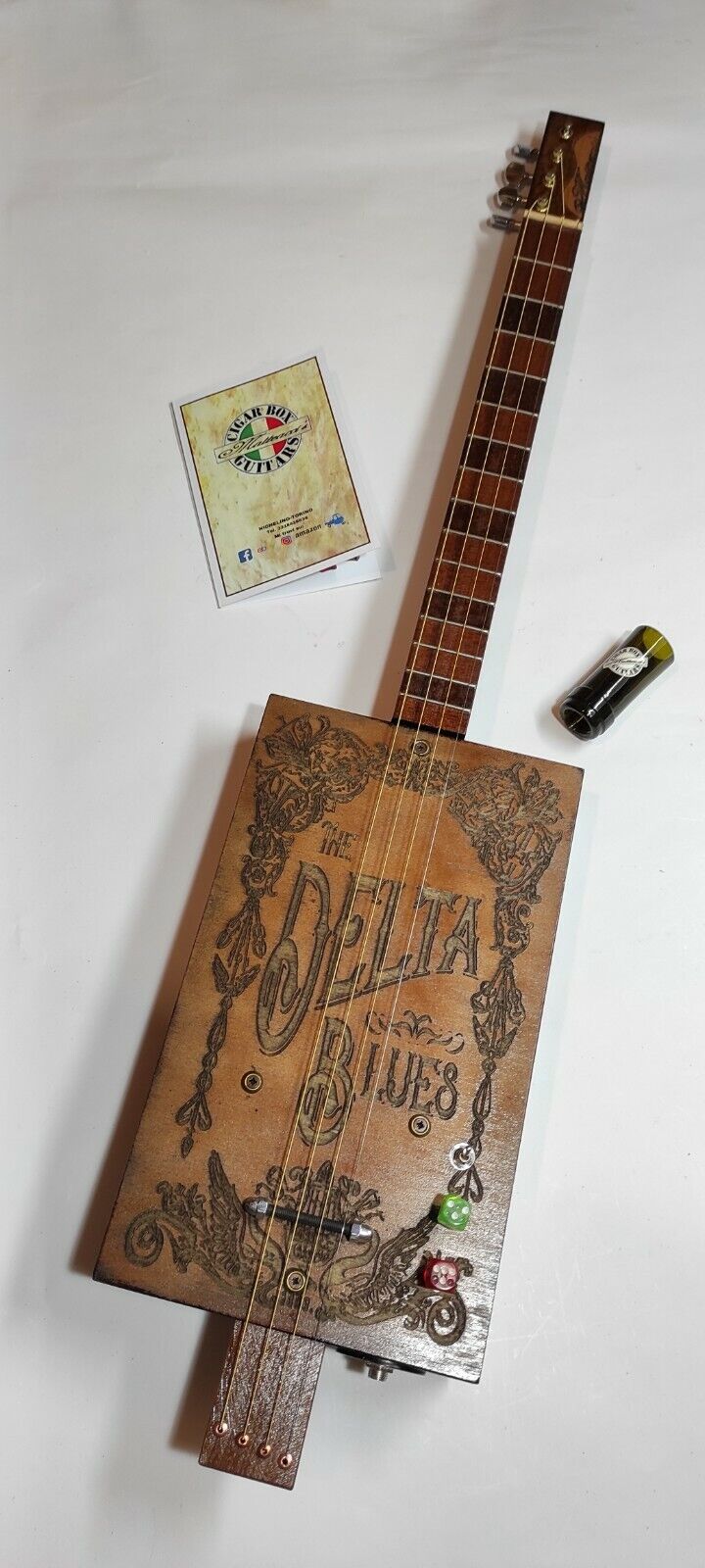 The Delta blues Cigar Box Guitar 4 strings Special G.P.S. By Robert Matteacci