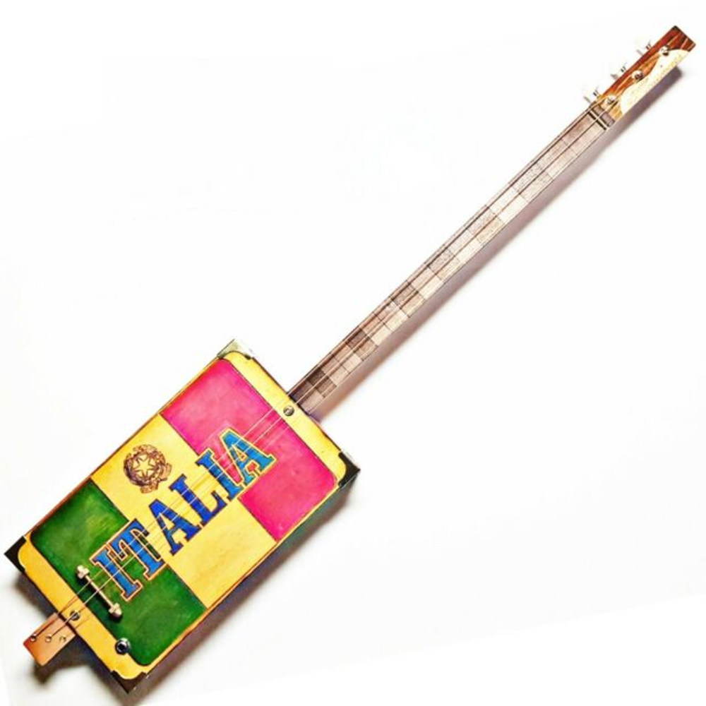 Italia 3tpv cigar box guitar Matteacci's Made in Italy